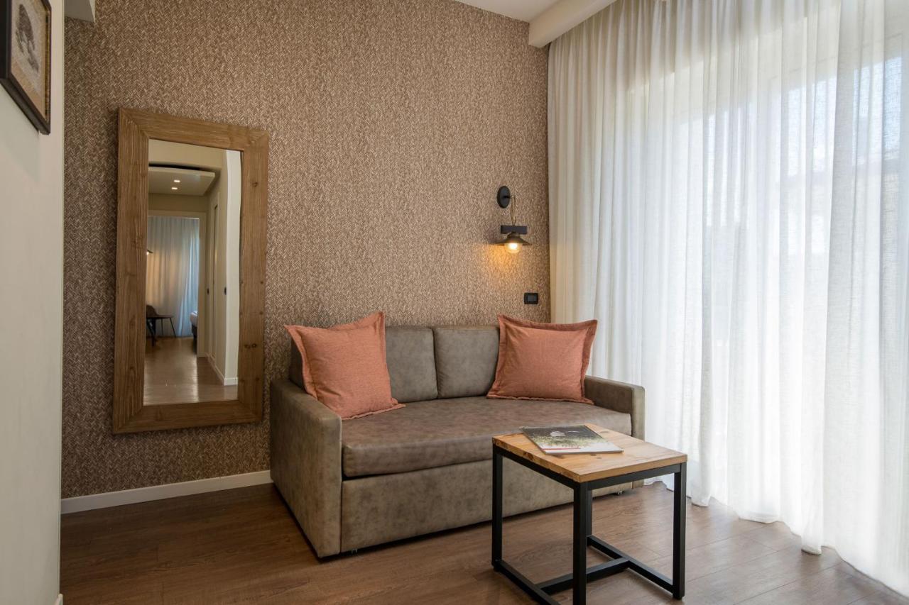 Litoraneo Suite Hotel Rimini Ngoại thất bức ảnh