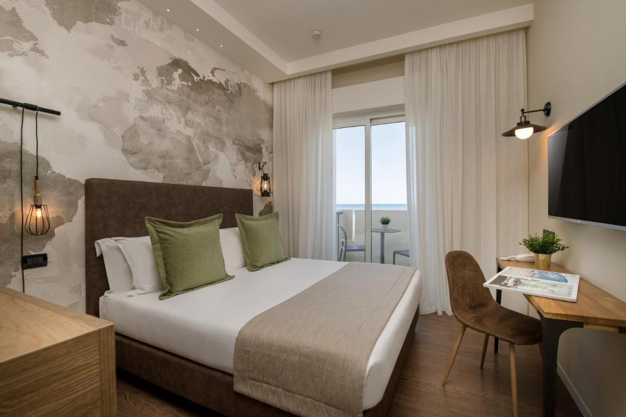 Litoraneo Suite Hotel Rimini Ngoại thất bức ảnh