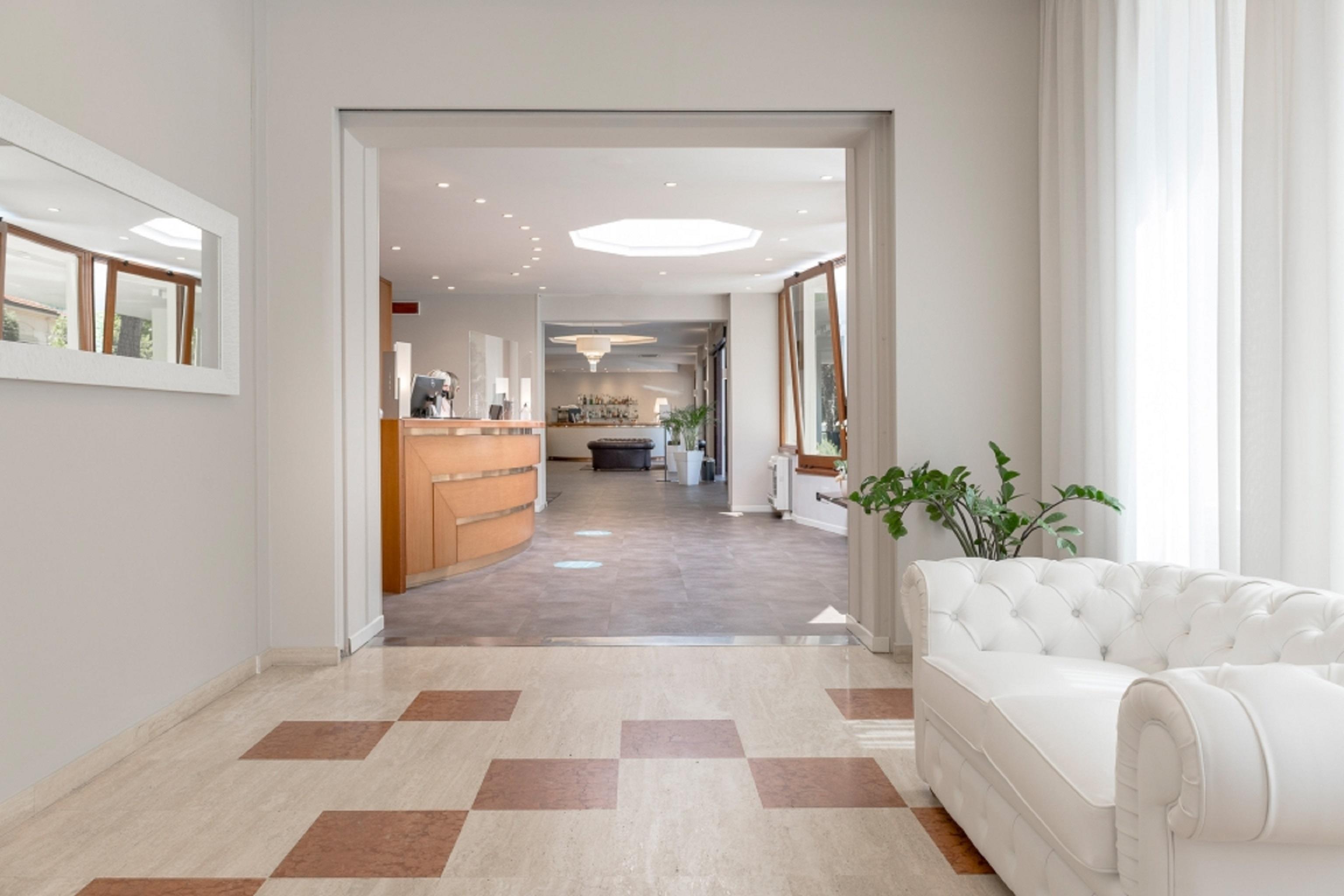 Litoraneo Suite Hotel Rimini Ngoại thất bức ảnh