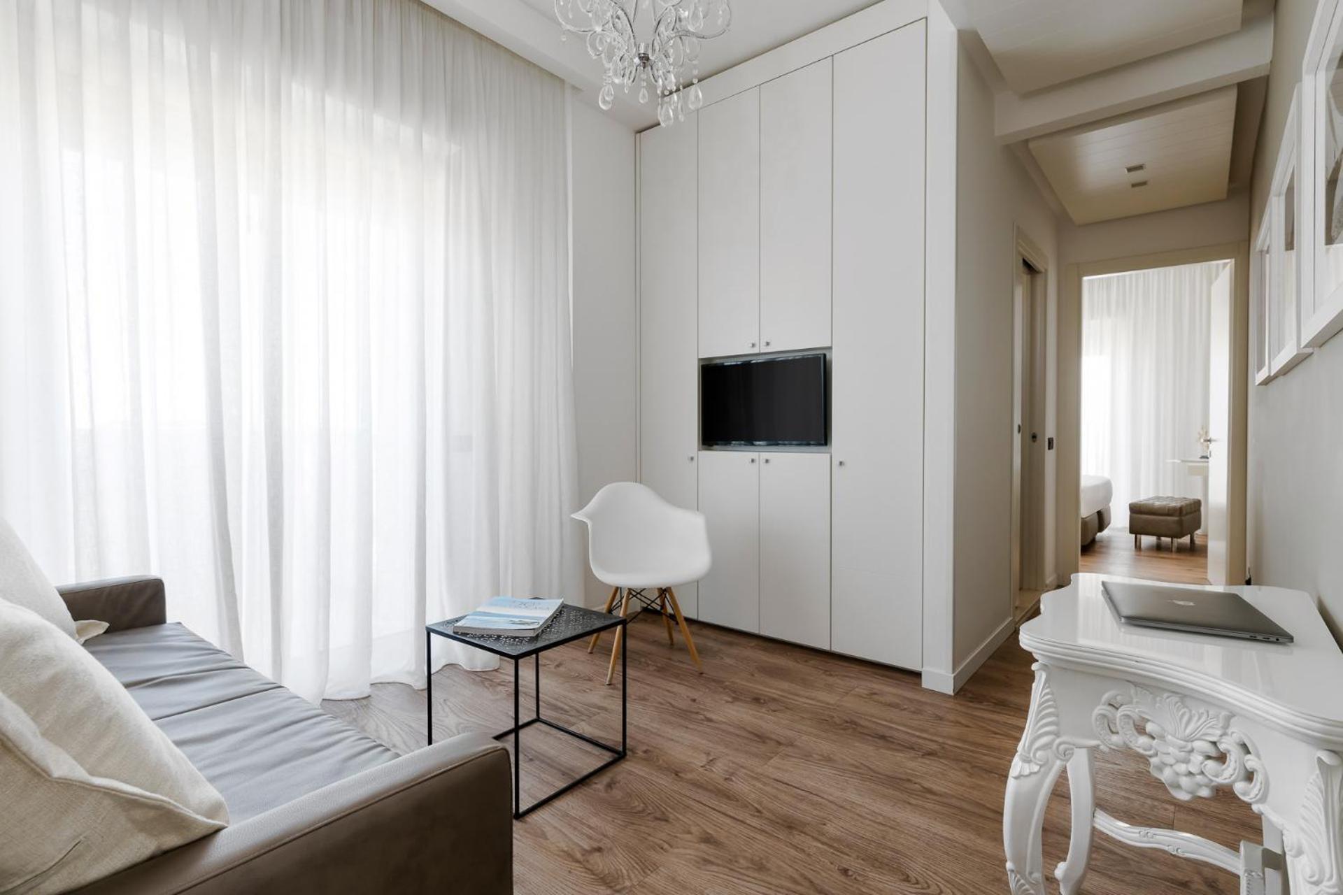 Litoraneo Suite Hotel Rimini Ngoại thất bức ảnh