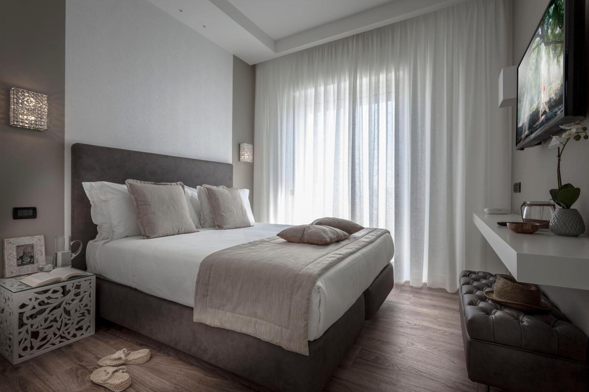 Litoraneo Suite Hotel Rimini Ngoại thất bức ảnh